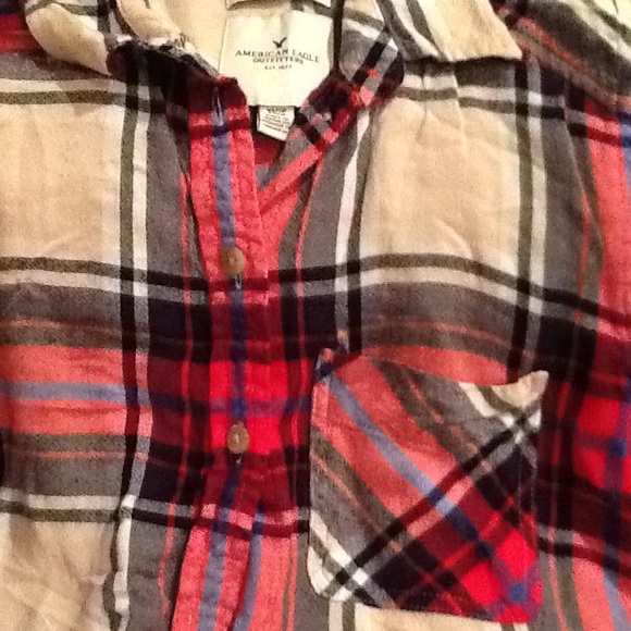 XS Boyfriend Fit American Eagle Soft Flannel - Picture 4 of 7